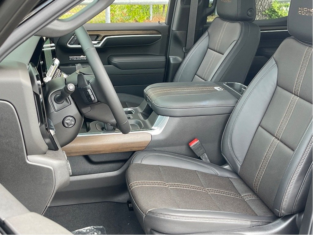 2026 Chevrolet Silverado 1500 in Joliette, Quebec - 10 - w1024h768px