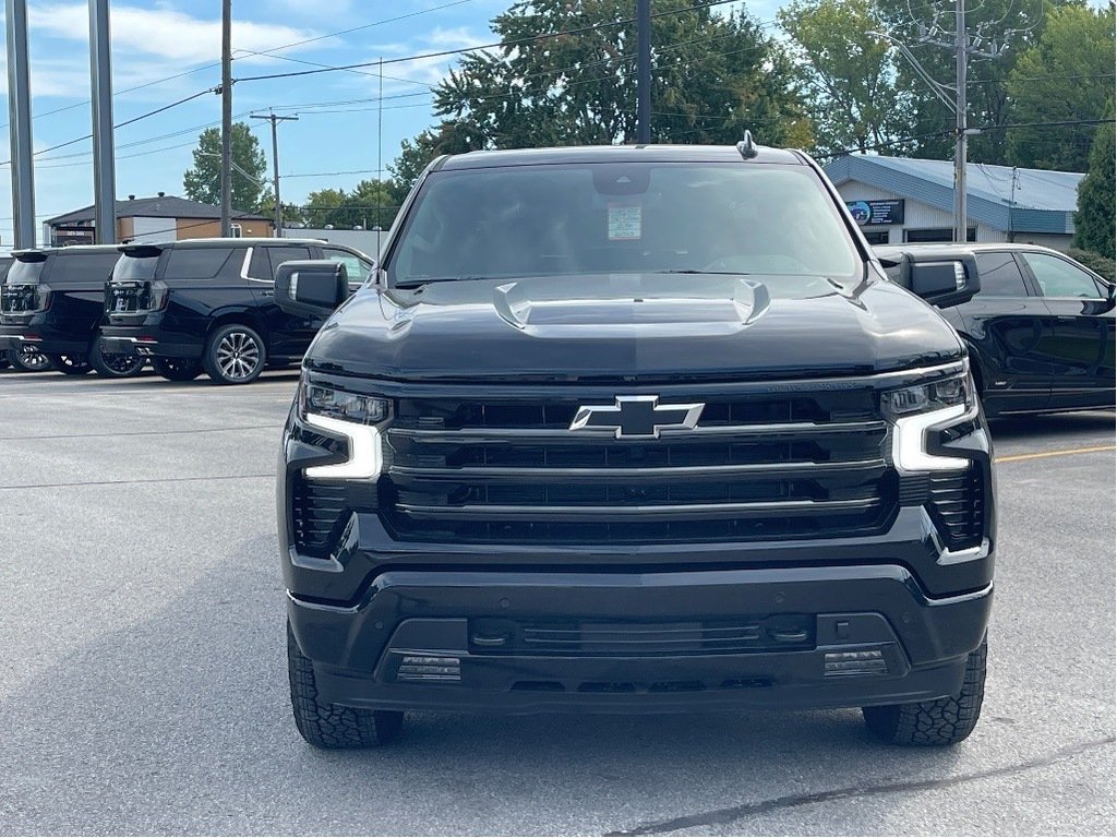 2026 Chevrolet Silverado 1500 in Joliette, Quebec - 2 - w1024h768px