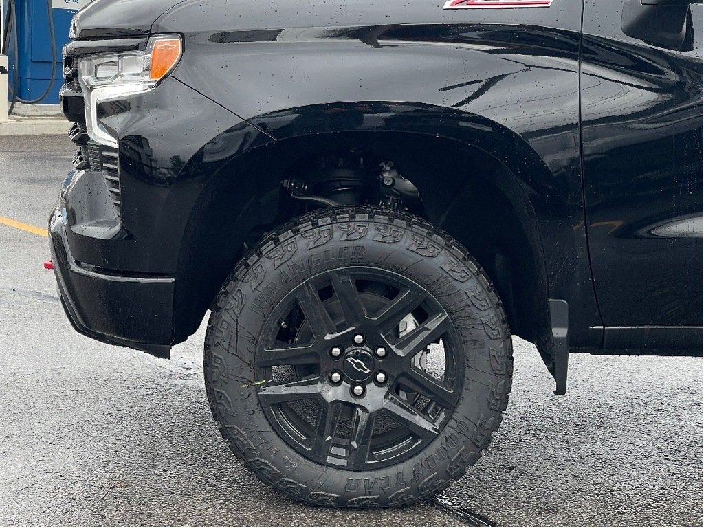 2026 Chevrolet Silverado 1500 in Joliette, Quebec - 7 - w1024h768px