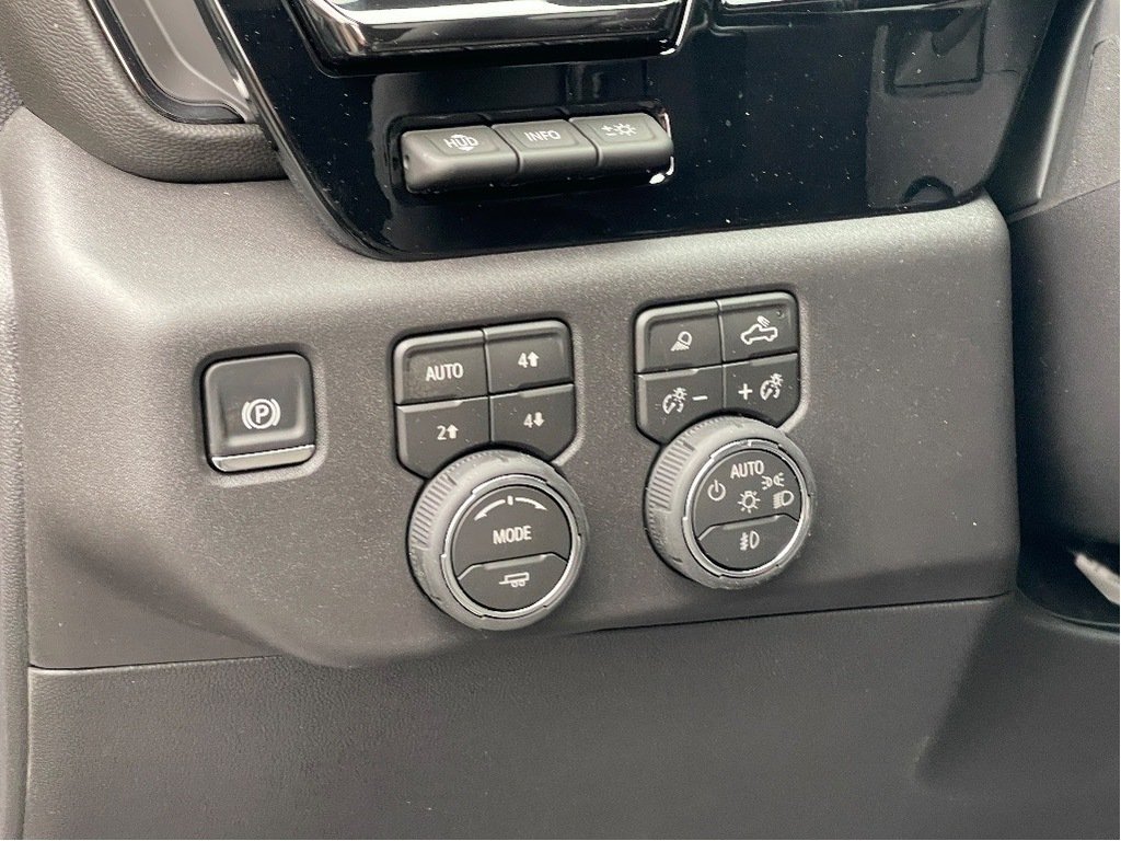 2026 Chevrolet Silverado 1500 in Joliette, Quebec - 15 - w1024h768px