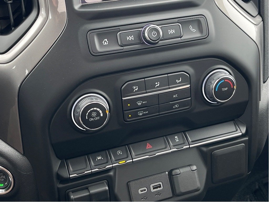 2026 Chevrolet Silverado 1500 in Joliette, Quebec - 15 - w1024h768px