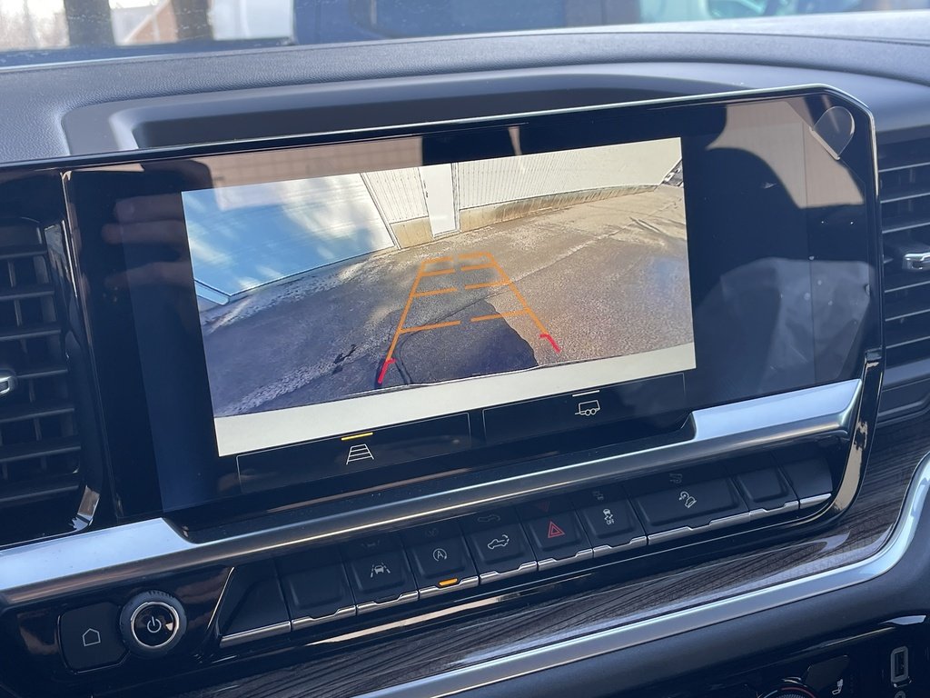 Chevrolet Silverado 1500  2026 à Joliette, Québec - 13 - w1024h768px