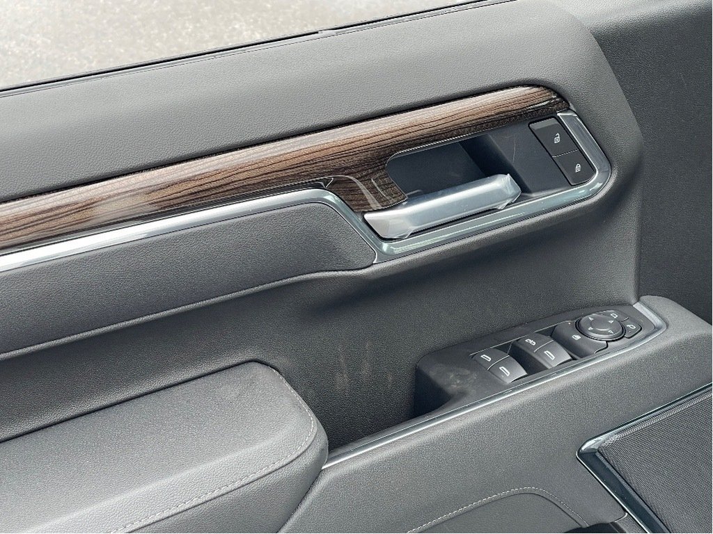 2026 Chevrolet Silverado 1500 in Joliette, Quebec - 12 - w1024h768px