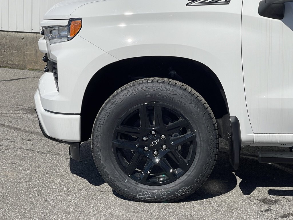 Chevrolet Silverado 1500  2026 à Joliette, Québec - 6 - w1024h768px