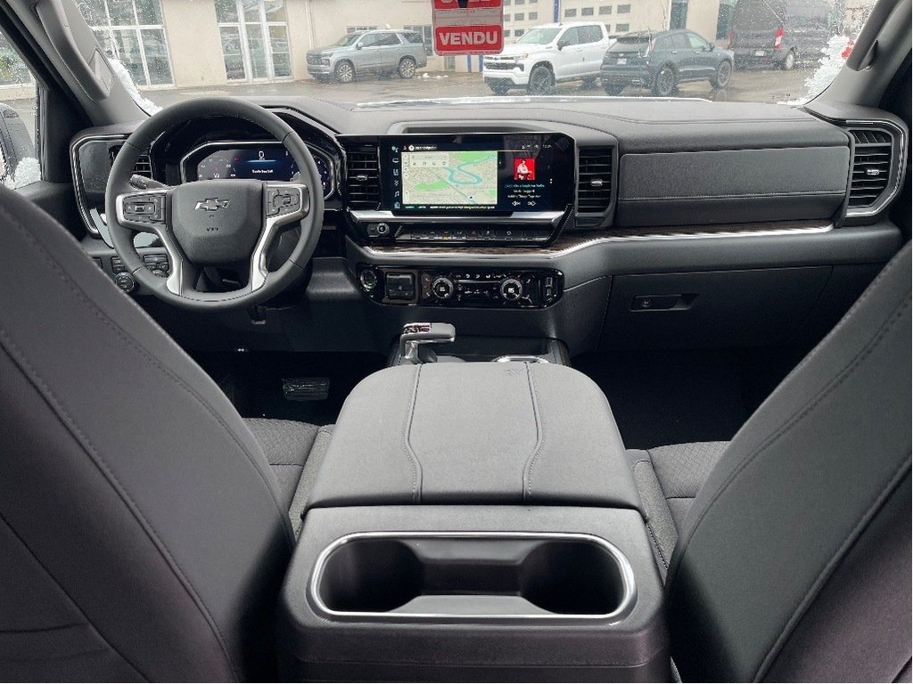 2026 Chevrolet Silverado 1500 in Joliette, Quebec - 11 - w1024h768px