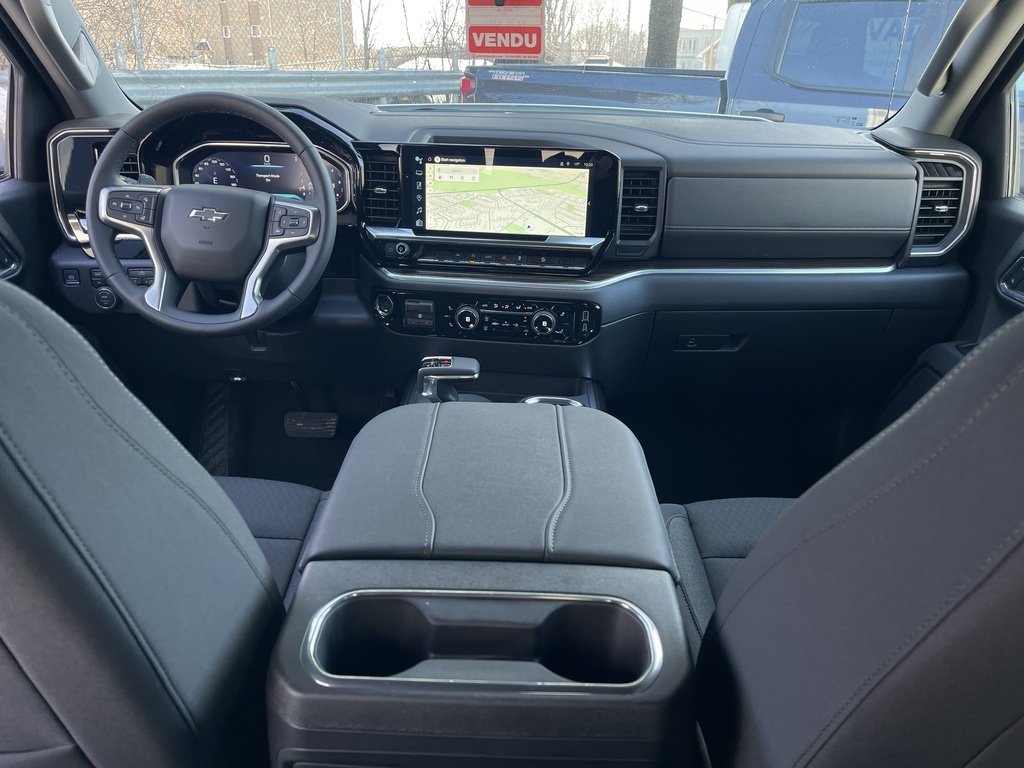 Chevrolet Silverado 1500  2026 à Joliette, Québec - 9 - w1024h768px