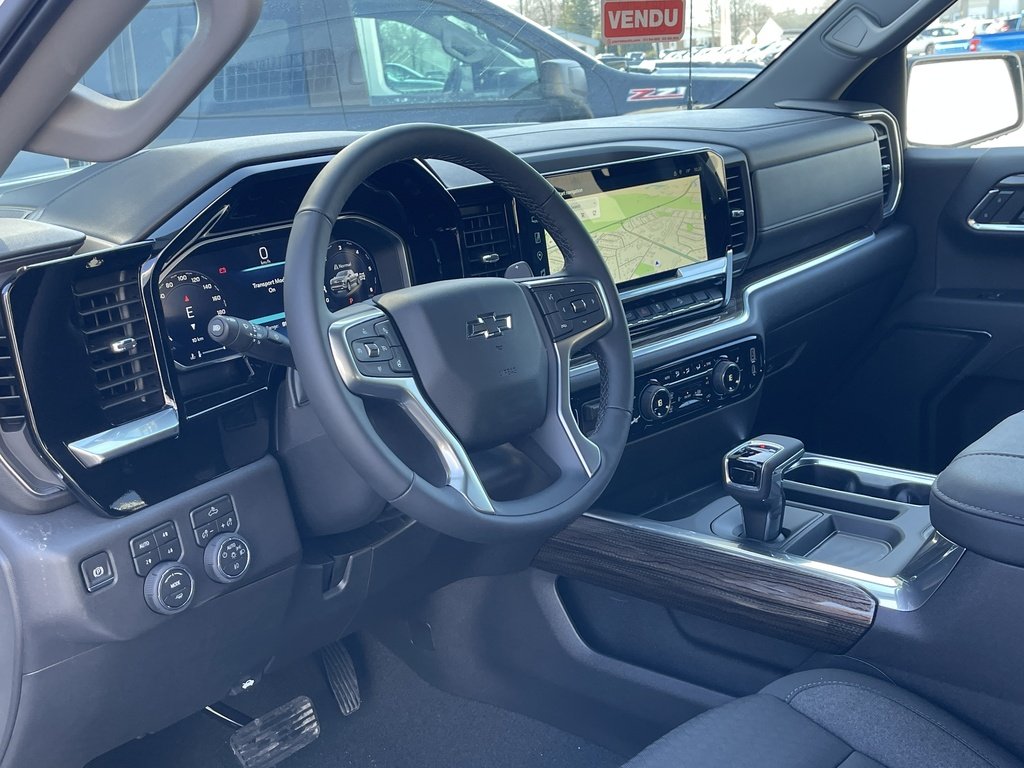 Chevrolet Silverado 1500  2026 à Joliette, Québec - 7 - w1024h768px