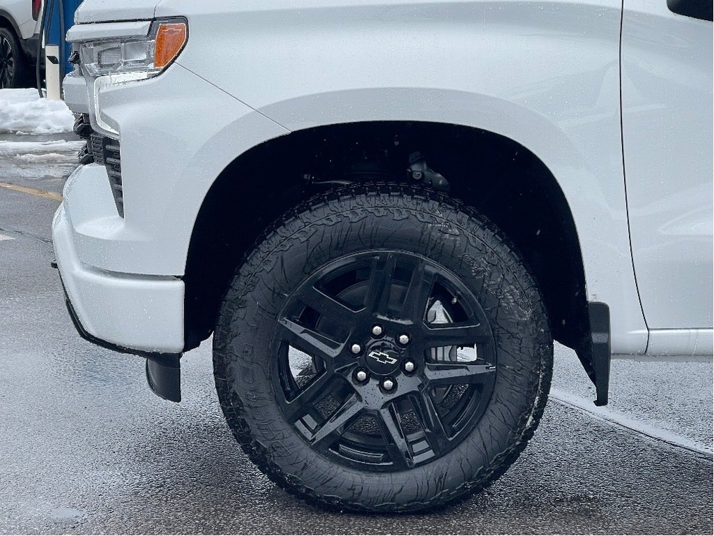 2026 Chevrolet Silverado 1500 in Joliette, Quebec - 7 - w1024h768px