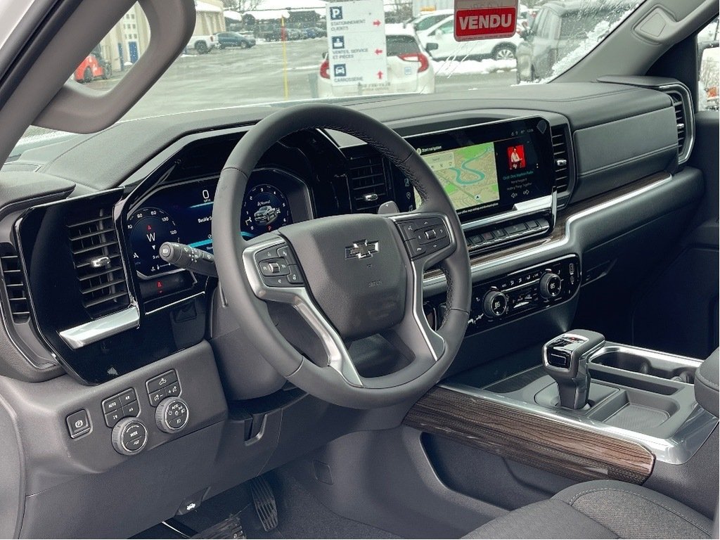 2026 Chevrolet Silverado 1500 in Joliette, Quebec - 8 - w1024h768px