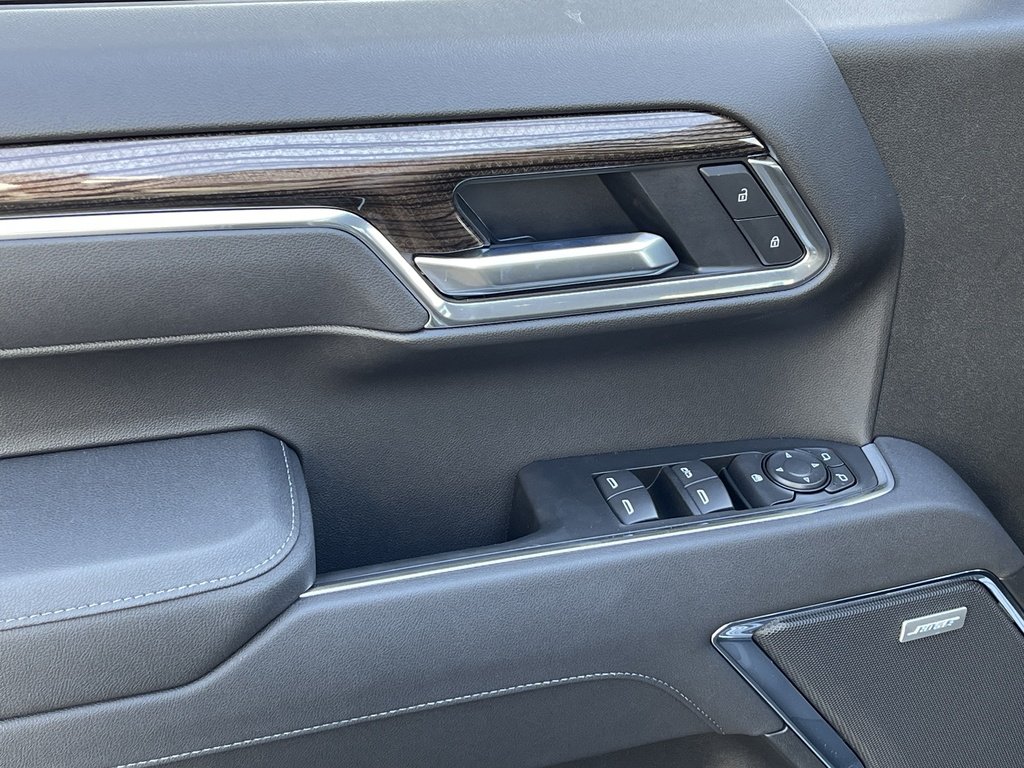 2026 Chevrolet Silverado 1500 in Joliette, Quebec - 11 - w1024h768px