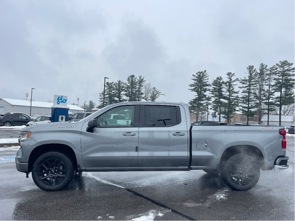 Chevrolet Silverado 1500  2026 à Joliette, Québec - 3 - w1024h768px