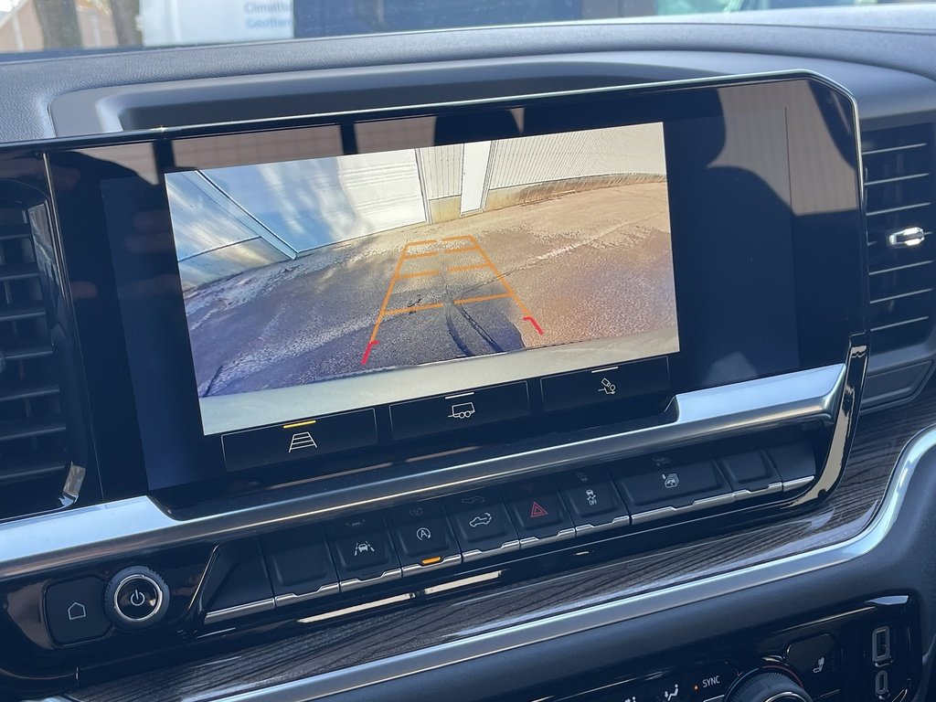 2026 Chevrolet Silverado 1500 in Joliette, Quebec - 14 - w1024h768px