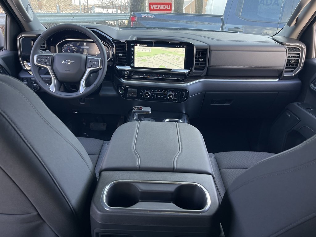 2026 Chevrolet Silverado 1500 in Joliette, Quebec - 10 - w1024h768px