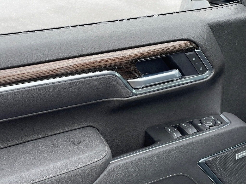 2026 Chevrolet Silverado 1500 in Joliette, Quebec - 12 - w1024h768px
