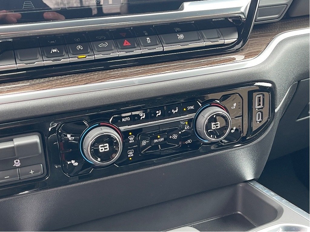 Chevrolet Silverado 1500  2026 à Joliette, Québec - 17 - w1024h768px