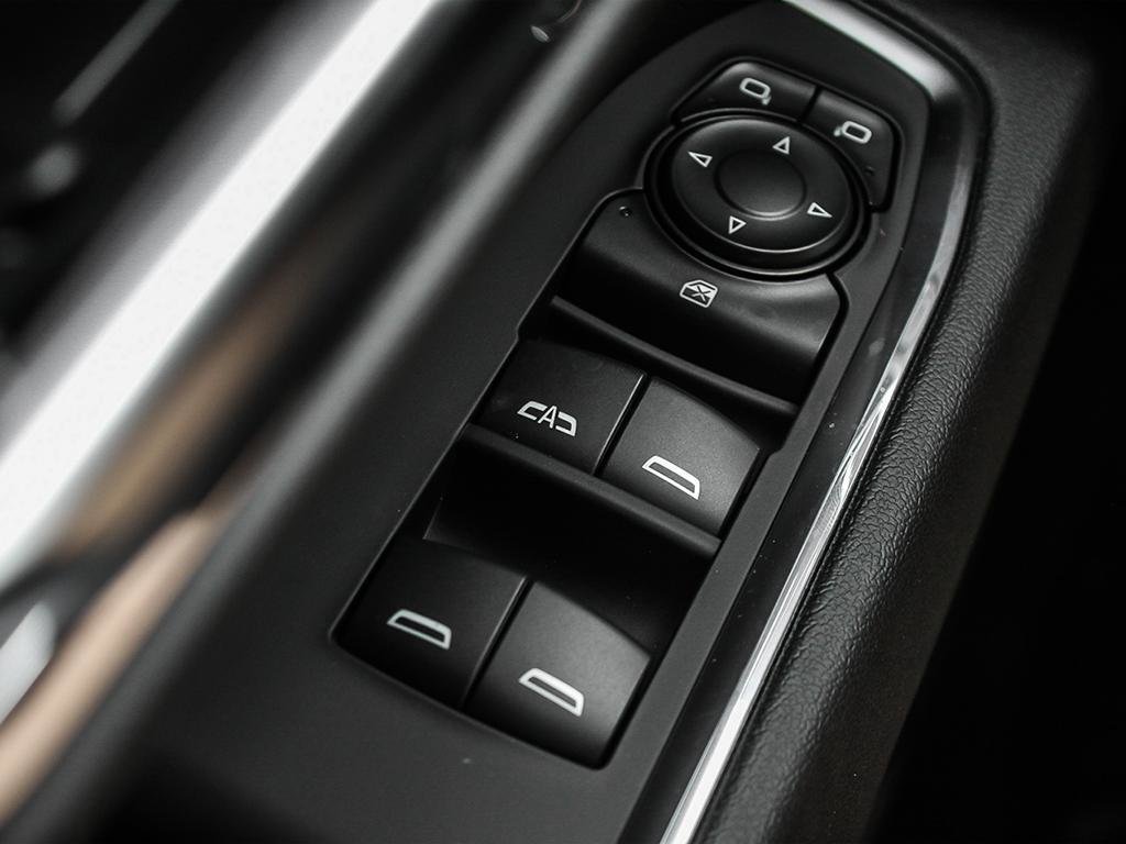 2026 Chevrolet Silverado 1500 in Joliette, Quebec - 16 - w1024h768px