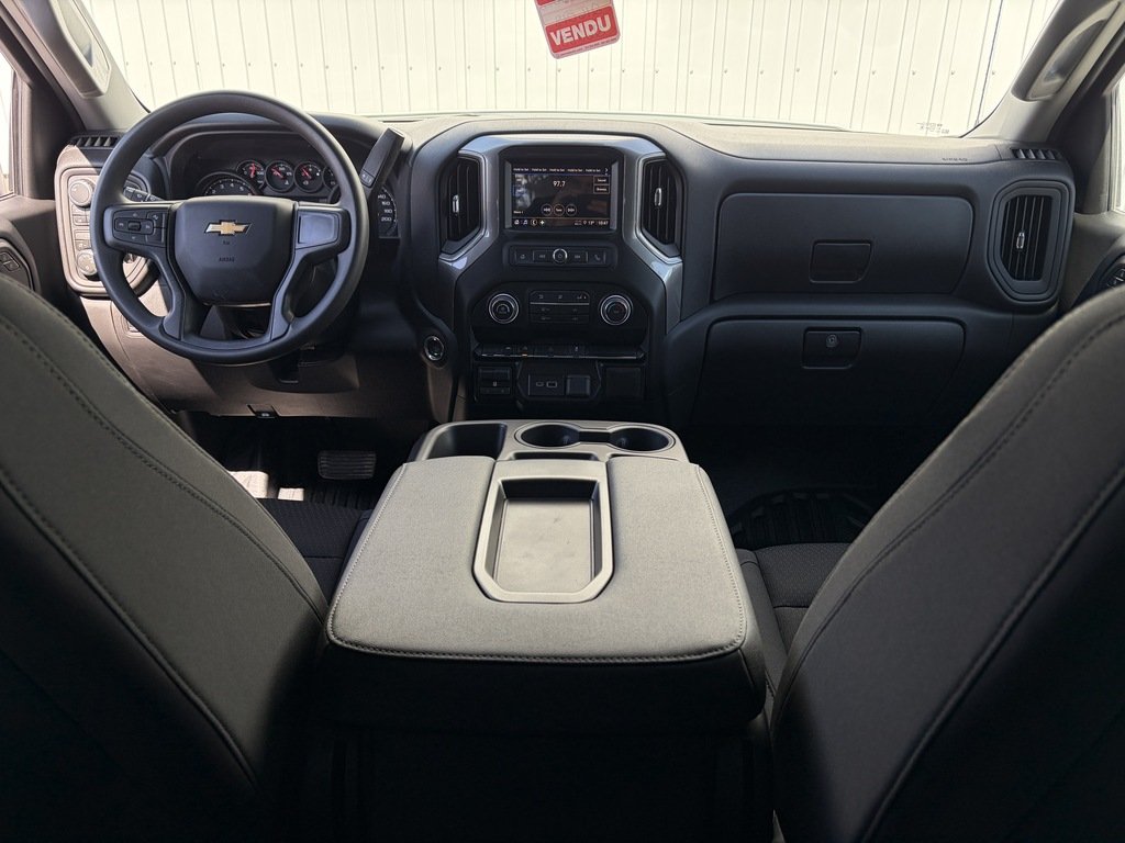 Chevrolet Silverado 1500  2026 à Joliette, Québec - 10 - w1024h768px
