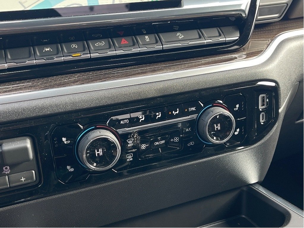 Chevrolet Silverado 1500  2026 à Joliette, Québec - 17 - w1024h768px