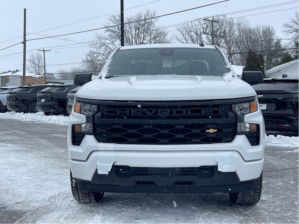Chevrolet Silverado 1500  2026 à Joliette, Québec - 2 - w1024h768px