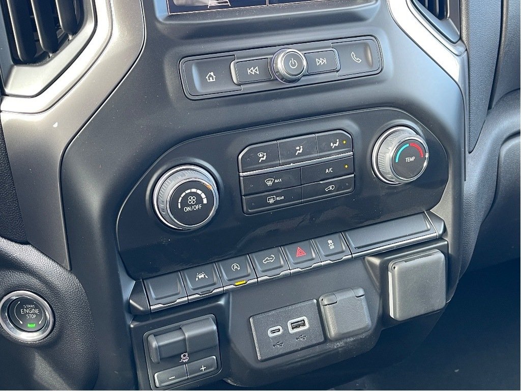 Chevrolet Silverado 1500  2026 à Joliette, Québec - 17 - w1024h768px