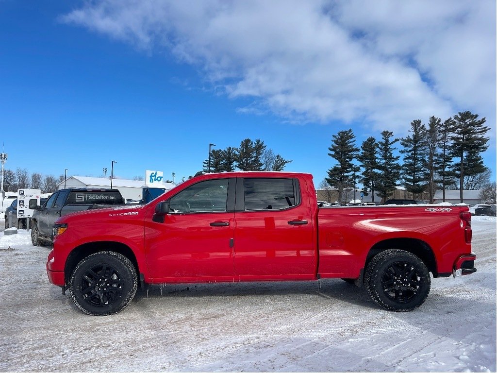 Chevrolet Silverado 1500  2026 à Joliette, Québec - 3 - w1024h768px