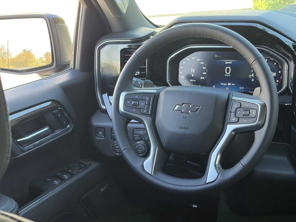 2026 Chevrolet Silverado 1500 in Joliette, Quebec - 12 - w1024h768px