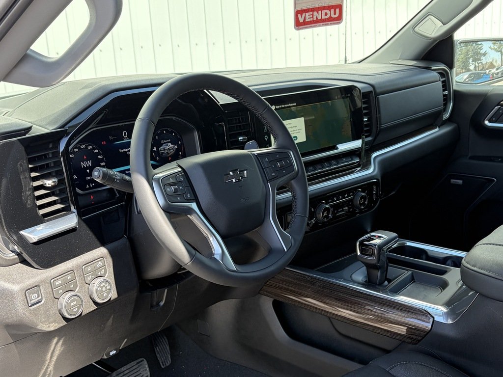 2026 Chevrolet Silverado 1500 in Joliette, Quebec - 8 - w1024h768px