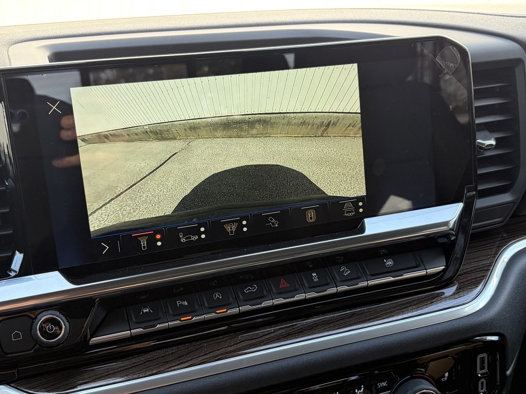 2026 Chevrolet Silverado 1500 in Joliette, Quebec - 17 - w1024h768px