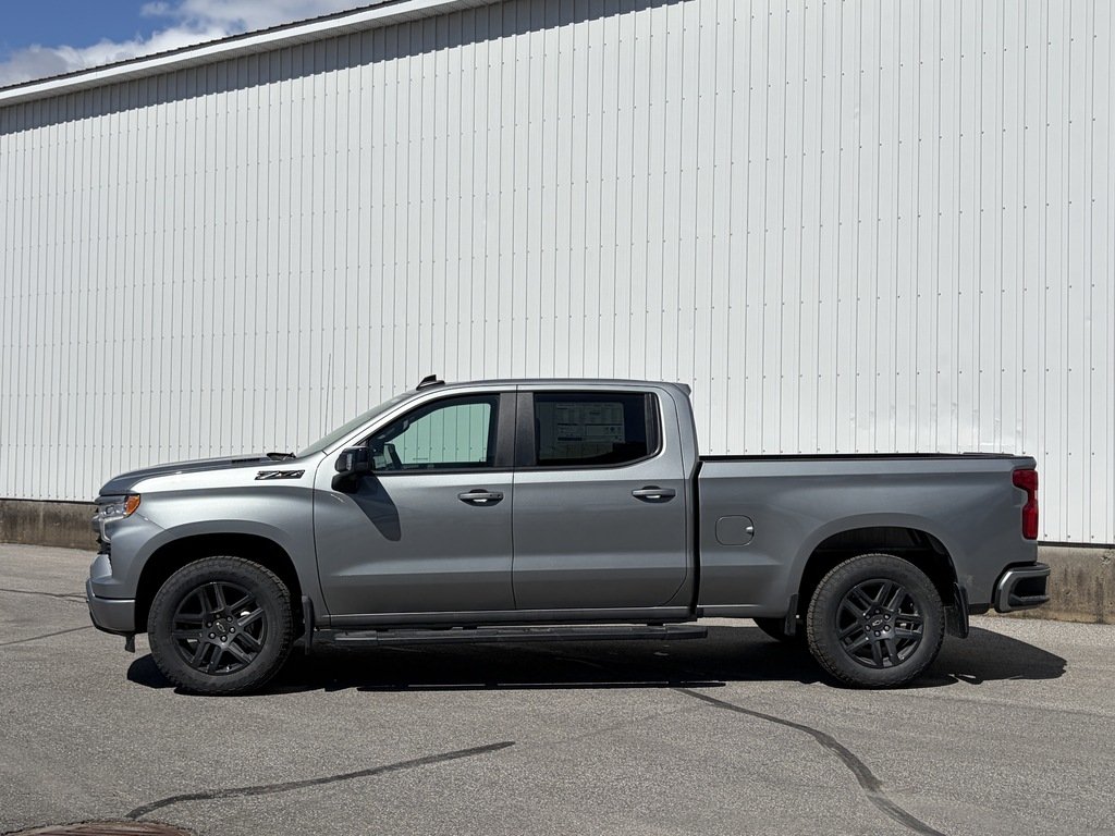 2026 Chevrolet Silverado 1500 in Joliette, Quebec - 3 - w1024h768px