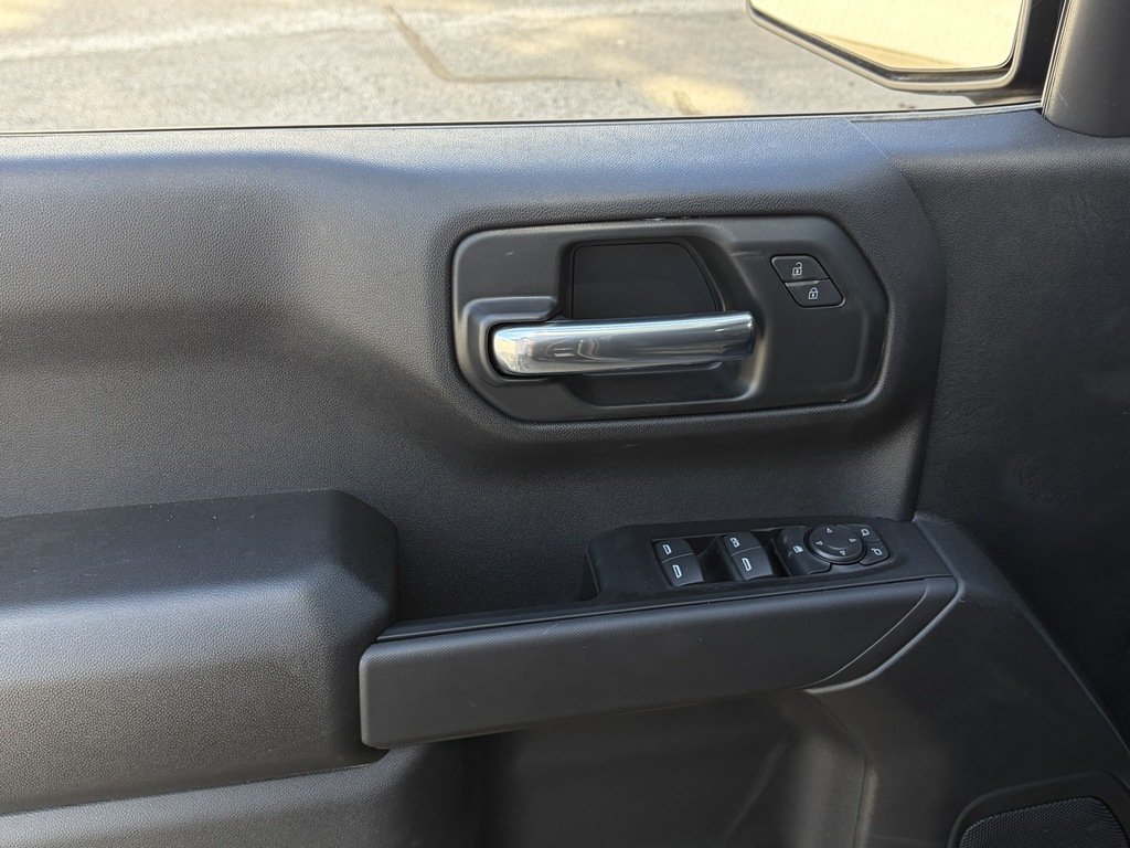 2026 Chevrolet Silverado 1500 in Joliette, Quebec - 11 - w1024h768px