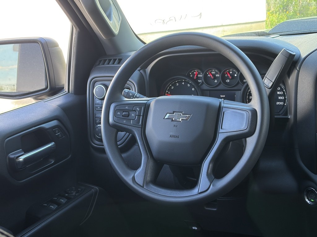 2026 Chevrolet Silverado 1500 in Joliette, Quebec - 12 - w1024h768px