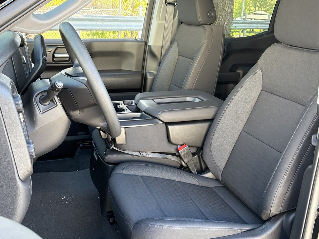 2026 Chevrolet Silverado 1500 in Joliette, Quebec - 8 - w1024h768px