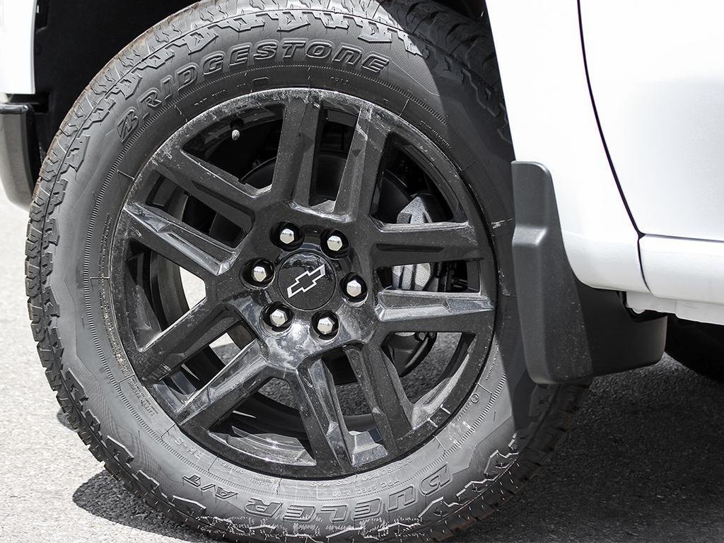 Chevrolet Silverado 1500  2026 à Joliette, Québec - 8 - w1024h768px