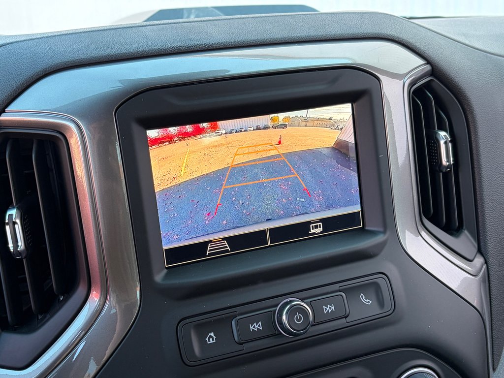 2026 Chevrolet Silverado 1500 in Joliette, Quebec - 15 - w1024h768px