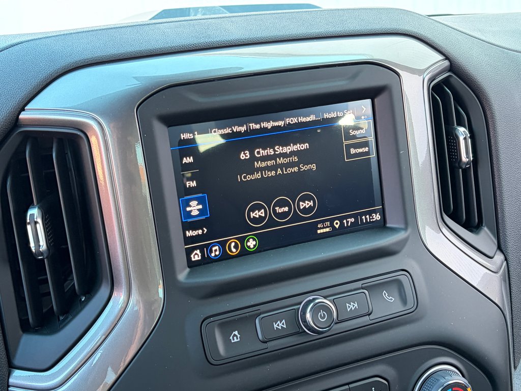 2026 Chevrolet Silverado 1500 in Joliette, Quebec - 14 - w1024h768px