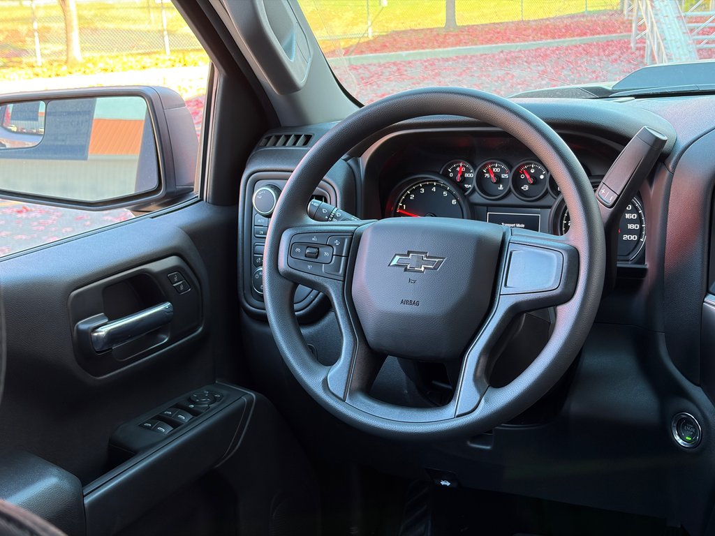 2026 Chevrolet Silverado 1500 in Joliette, Quebec - 12 - w1024h768px