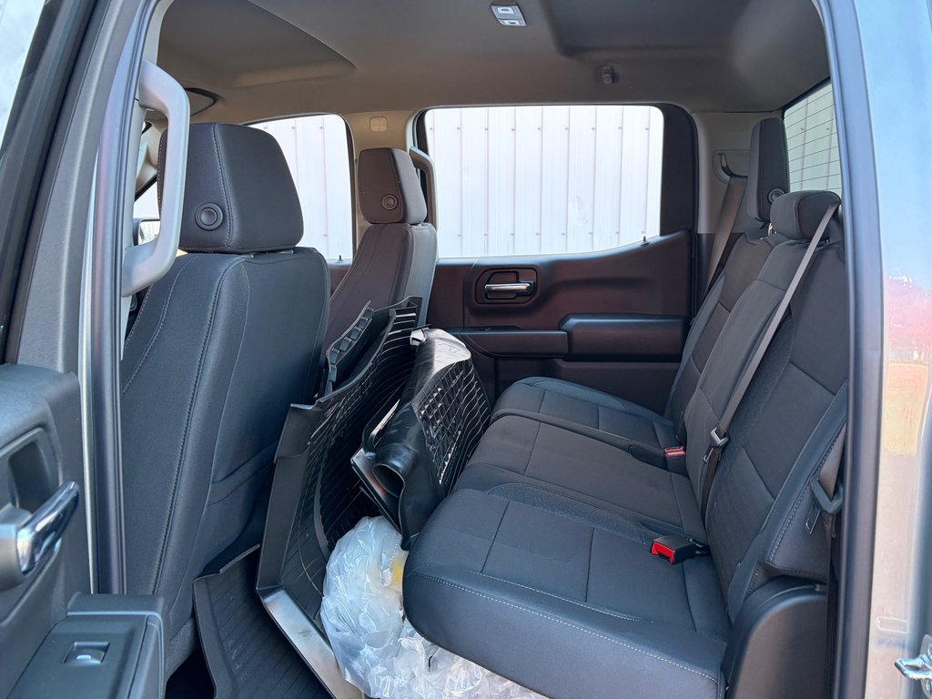 2026 Chevrolet Silverado 1500 in Joliette, Quebec - 9 - w1024h768px