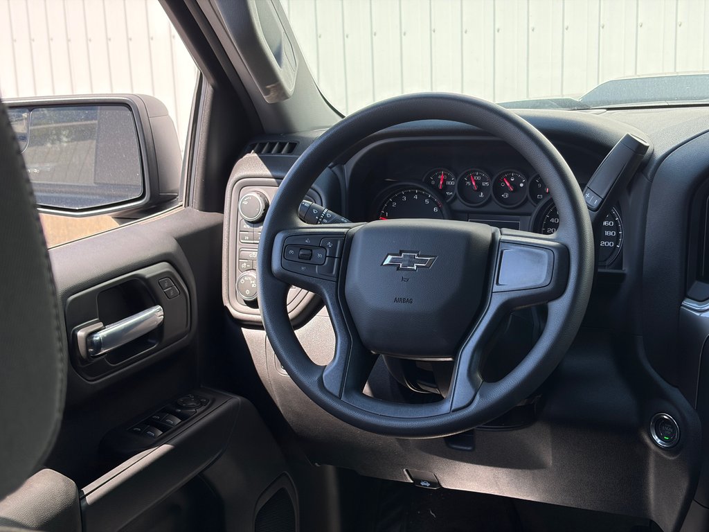 2026 Chevrolet Silverado 1500 in Joliette, Quebec - 12 - w1024h768px