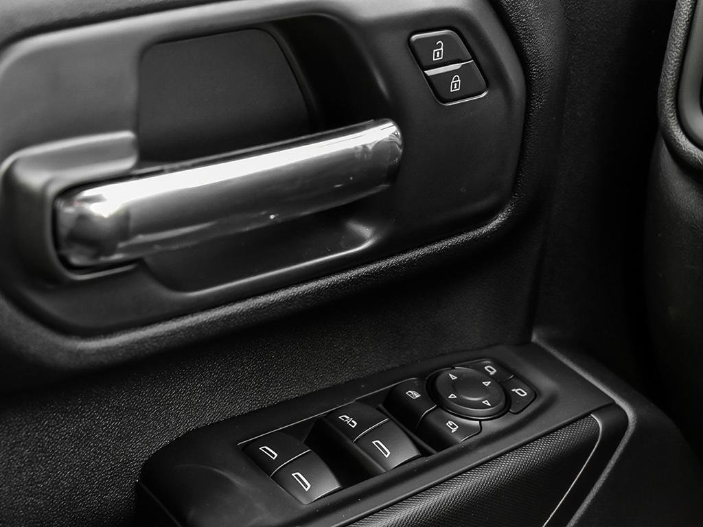 2025 Chevrolet SILVERADO 2500 HD in Joliette, Quebec - 16 - w1024h768px