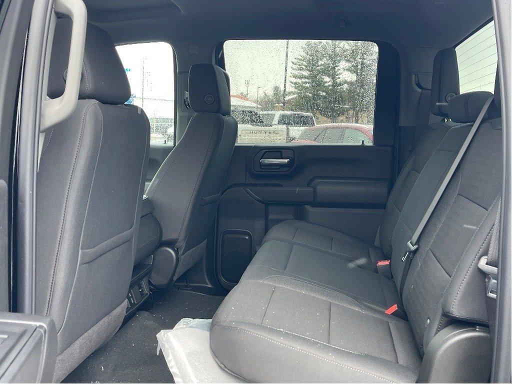 2026 Chevrolet Silverado 2500 HD in Joliette, Quebec - 10 - w1024h768px