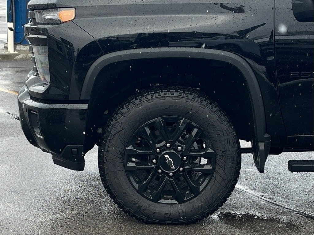 2026 Chevrolet Silverado 2500 HD in Joliette, Quebec - 7 - w1024h768px