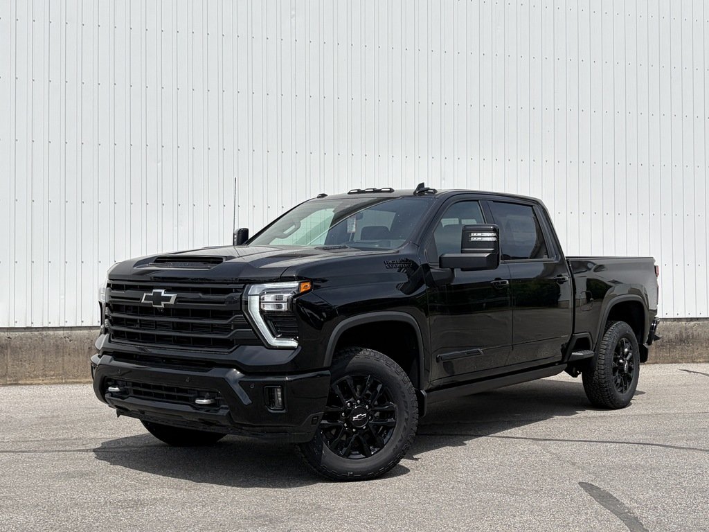 2026 Chevrolet Silverado 2500 HD in Joliette, Quebec - 1 - w1024h768px
