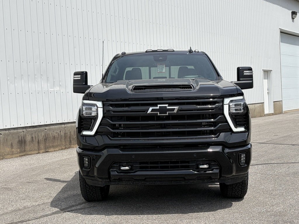 2026 Chevrolet Silverado 2500 HD in Joliette, Quebec - 2 - w1024h768px
