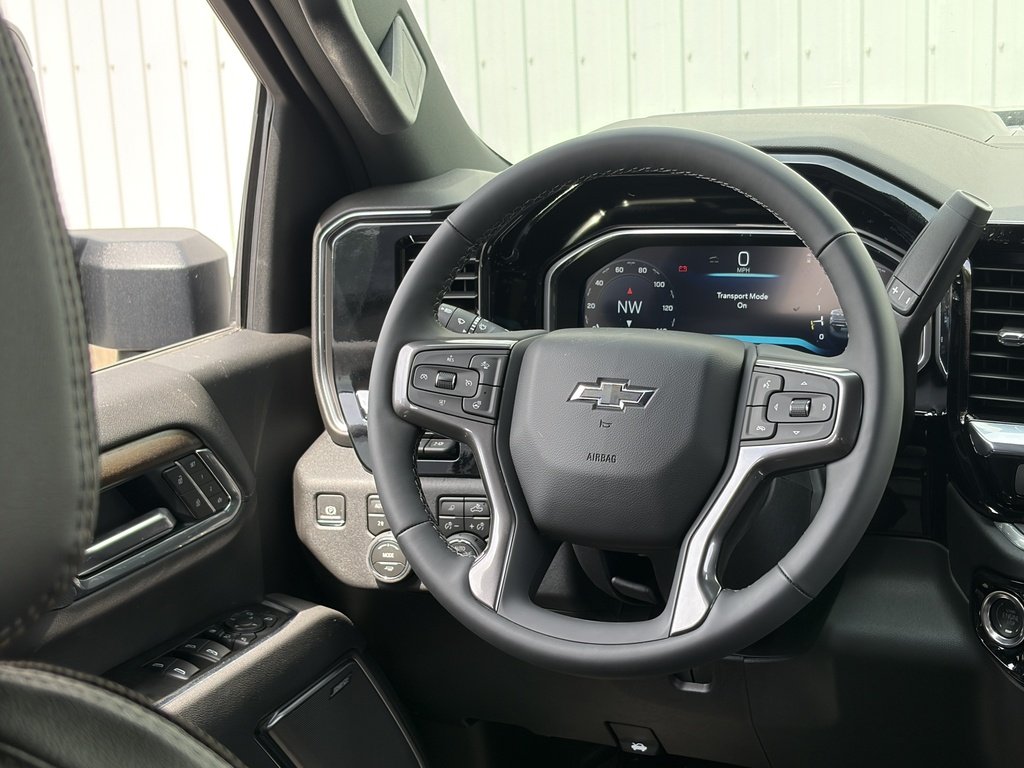 2026 Chevrolet Silverado 2500 HD in Joliette, Quebec - 13 - w1024h768px