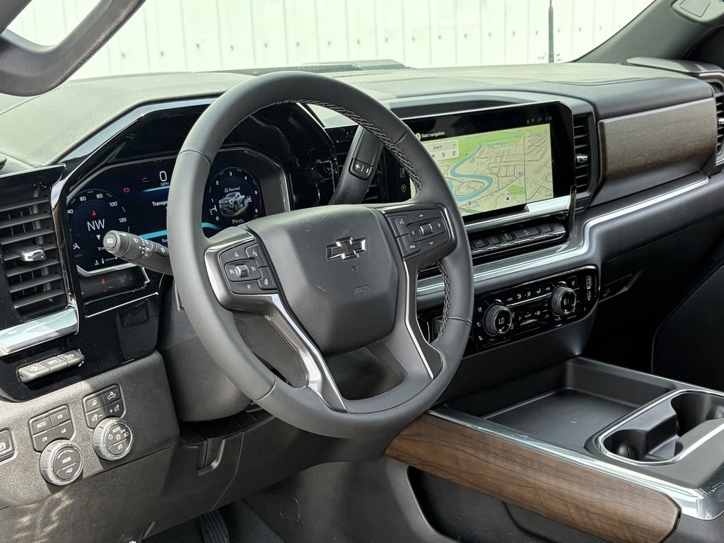 2026 Chevrolet Silverado 2500 HD in Joliette, Quebec - 8 - w1024h768px