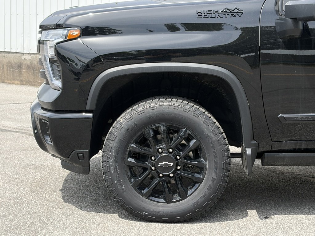 2026 Chevrolet Silverado 2500 HD in Joliette, Quebec - 6 - w1024h768px