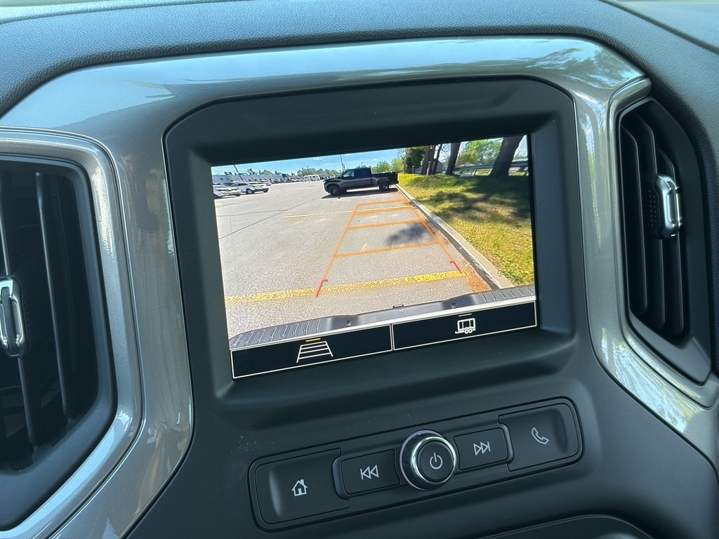 2026 Chevrolet Silverado 2500 HD in Joliette, Quebec - 15 - w1024h768px