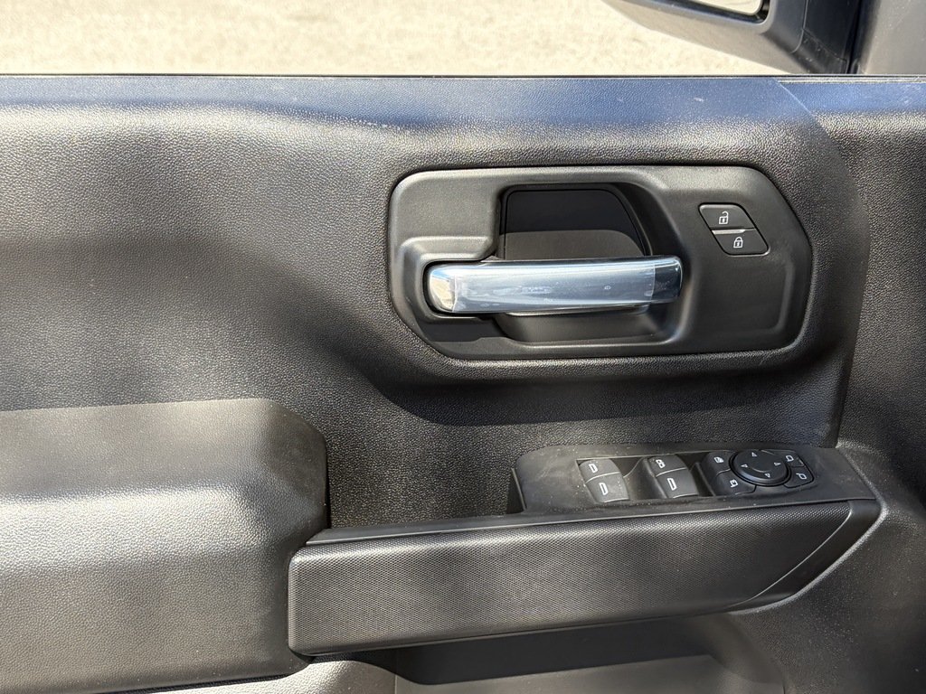 2026 Chevrolet Silverado 2500 HD in Joliette, Quebec - 11 - w1024h768px