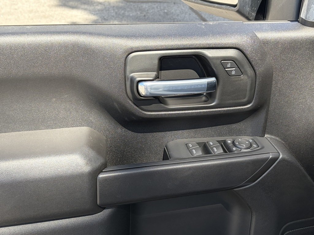2026 Chevrolet Silverado 2500 HD in Joliette, Quebec - 11 - w1024h768px