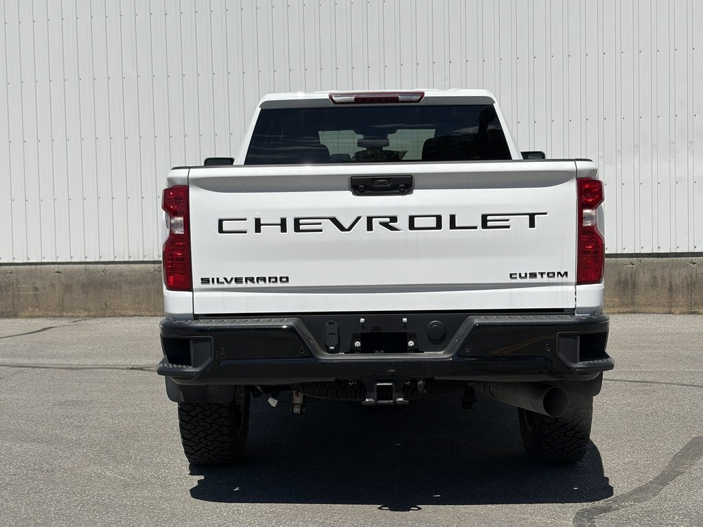 2026 Chevrolet Silverado 2500 HD in Joliette, Quebec - 5 - w1024h768px